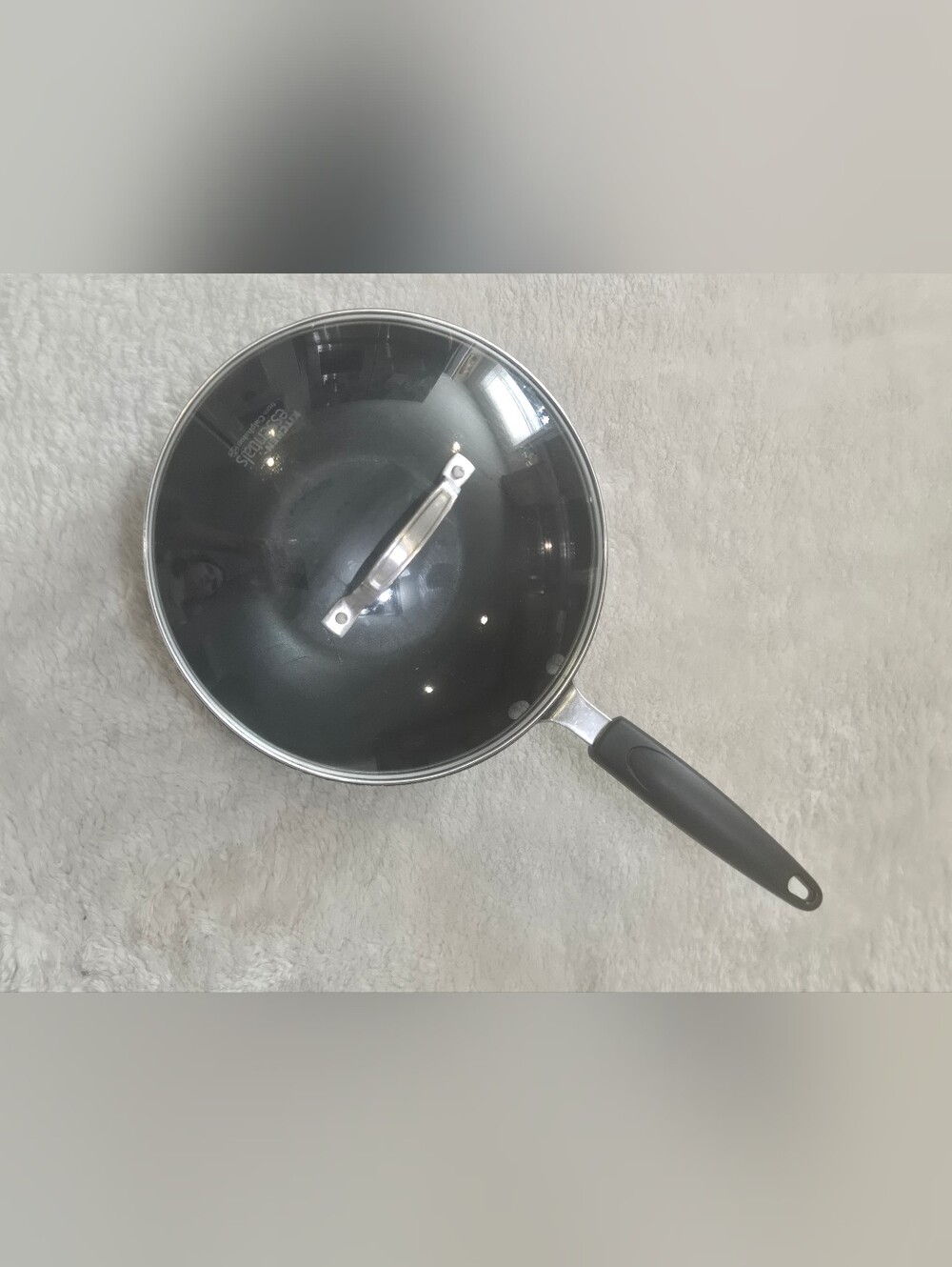 Cephalon Kitchen Essentials 10" Nonstick Small Wok Stir-Fry Pan with Lid - Picture 2 of 8